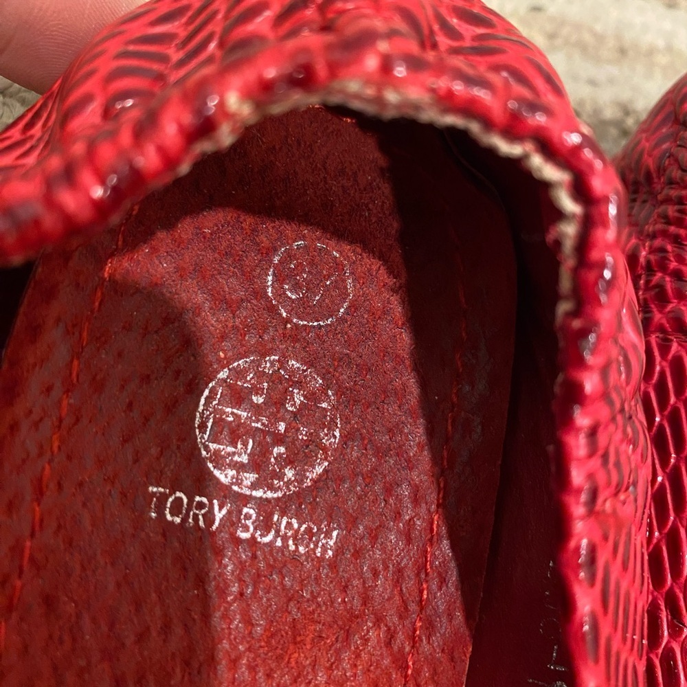 Tory Burch Red Snakeskin Ballet Flats size 37 - Picture 9 of 9